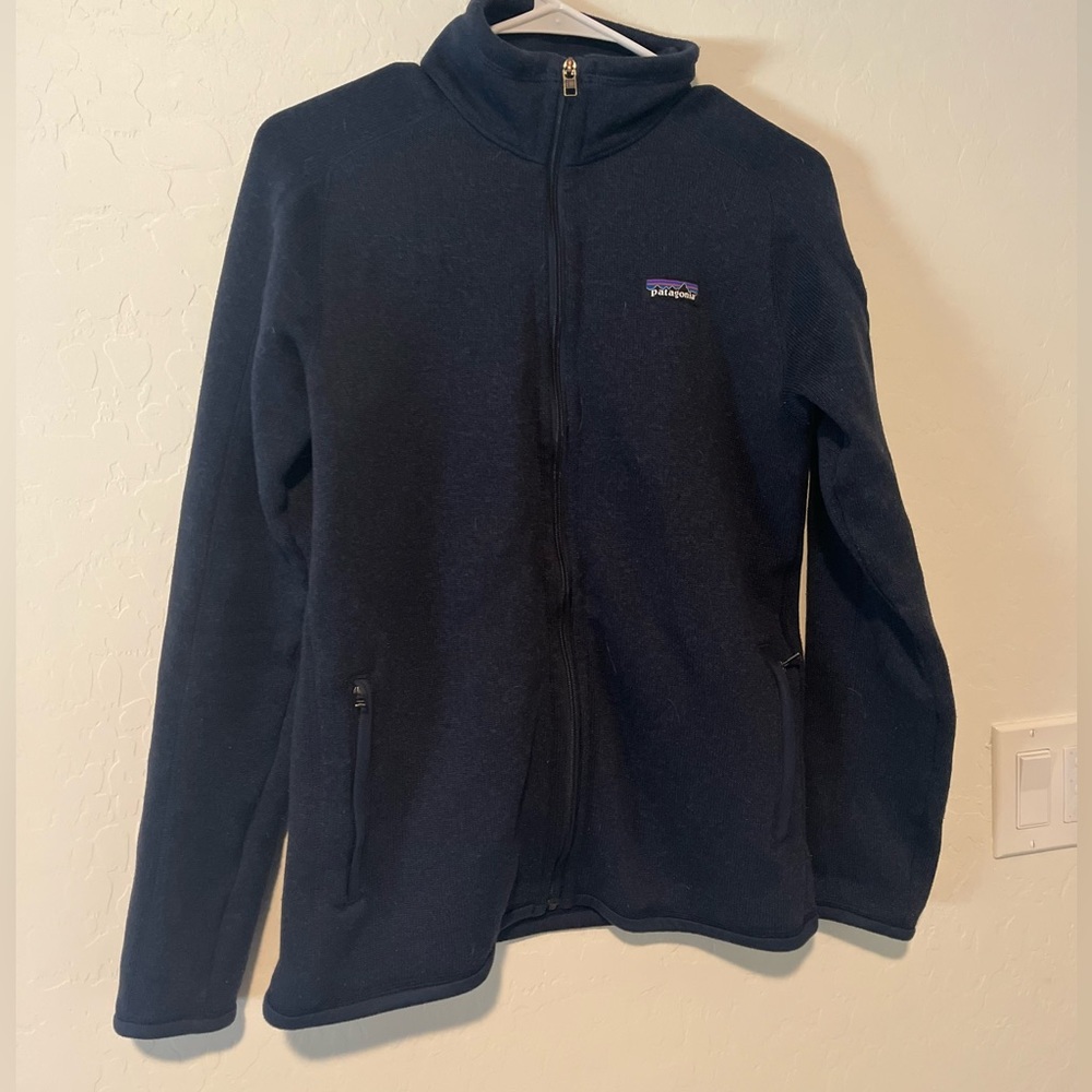 Patagonia women’s medium jacket navy
